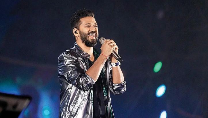 How to Contact Amit Trivedi: Phone Number, Contact, Whatsapp, Fanmail Address, Email ID, Website