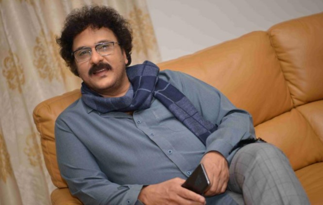How to Contact V. Ravichandran: Phone Number, Contact, Whatsapp, Fanmail Address, Email ID, Website