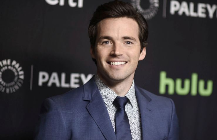 How to Contact Ian Harding: Phone Number, Contact, Whatsapp, Fanmail Address, Email ID, Website