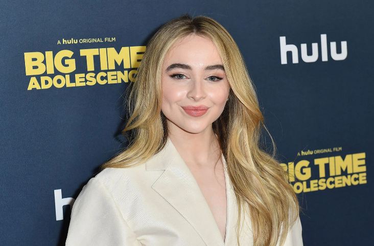 How to Contact Sabrina Carpenter: Phone Number, Contact, Whatsapp, Fanmail Address, Email ID, Website