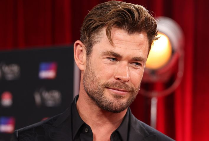 How to Contact Chris Hemsworth: Phone Number