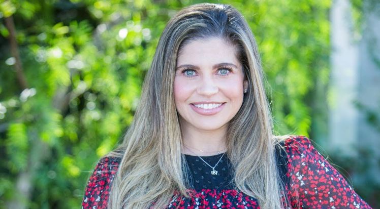 How to Contact Danielle Fishel: Phone Number,