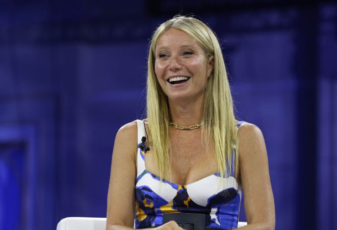 How to Contact Gwyneth Paltrow: Phone Number, Contact, Whatsapp, Fanmail Address, Email ID, Website